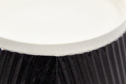 Бумажный гофрированный стакан, черный, 400 мл (макс. 450 мл)