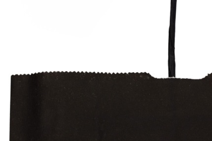Черный пакет с кручеными ручками, внутри крафтовый, 240*135*280 мм