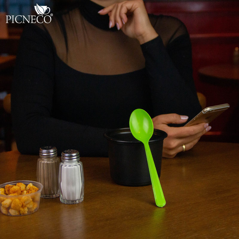 товар Пластиковая одноразовая салатовая ложка ПРЕМИУМ, 180 мм SPP201G