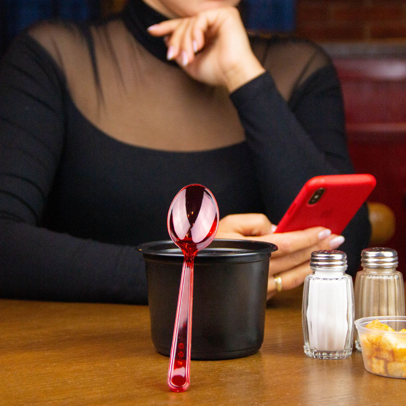 товар Пластиковая одноразовая красная ложка ПРЕМИУМ, 180 мм SPP201R