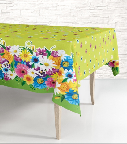 товар Одноразовая скатерть полиэтиленовая с рисунком "Цветочная поляна" 120*220 см SKT31674