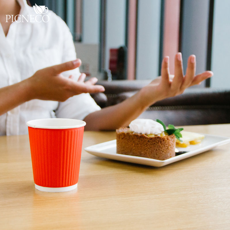 товар Двухслойный рифленый бумажный стакан, красный, 250 мл (макс. 270 мл) STG225R