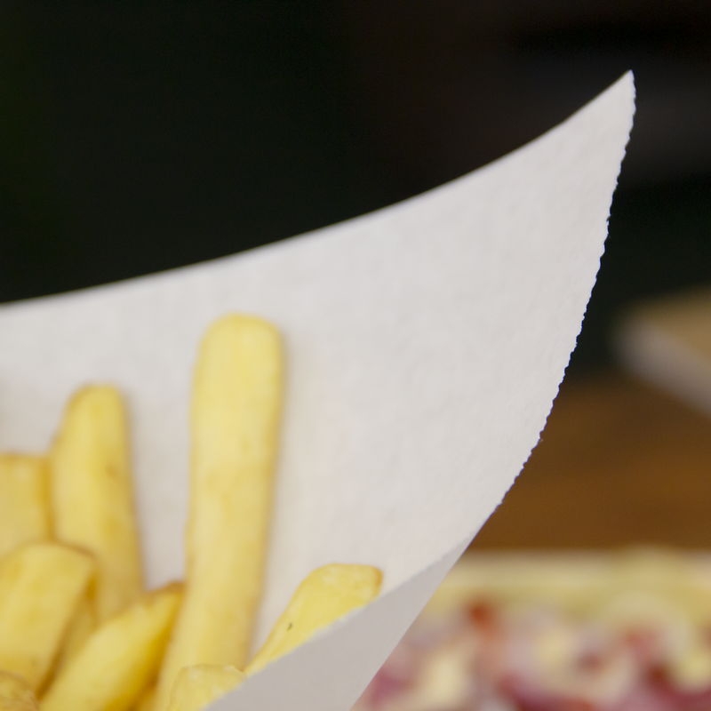 товар Бумажный уголок для бургера белый 175х175 мм UG017