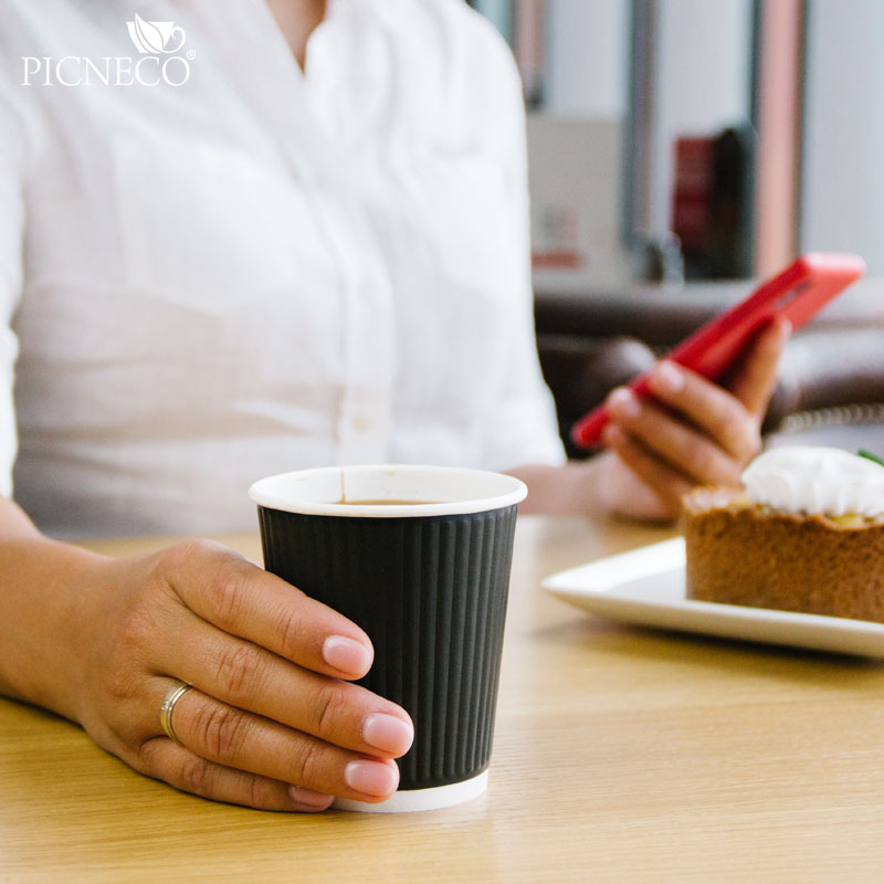 товар Двухслойный рифленый бумажный стакан, черный, 250 мл (макс. 270 мл) STG225C